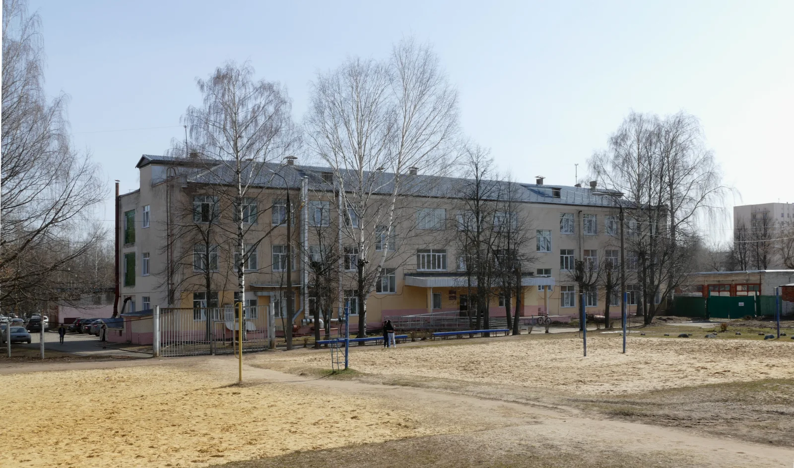 Учебный корпус медицинского института МарГУ на улице Осипенко